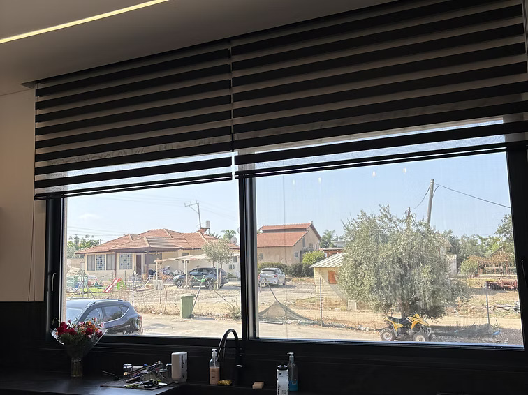 פרופיל אלומיניום חלונות