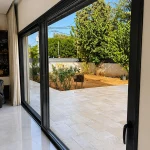 חלון אלומיניום פרימיום 9200 - מבית עבודה של אלום נוף פרוייקטים מתן אבוקראט