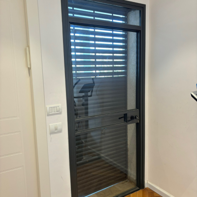 דלתות אלומיניום לבית