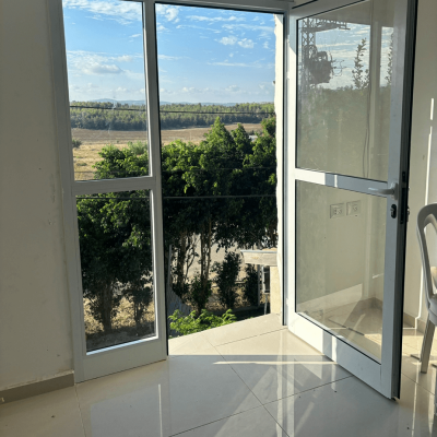 דלתות אלומיניום